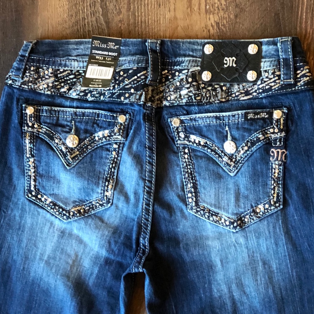 Miss Me Slim Fit Standard Boot Jeans, Sz 33 - NEW!